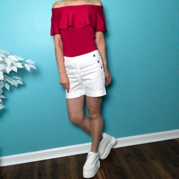 White House Black Market (WHBM) White Sailor 5” Shorts - Picture 2 of 9